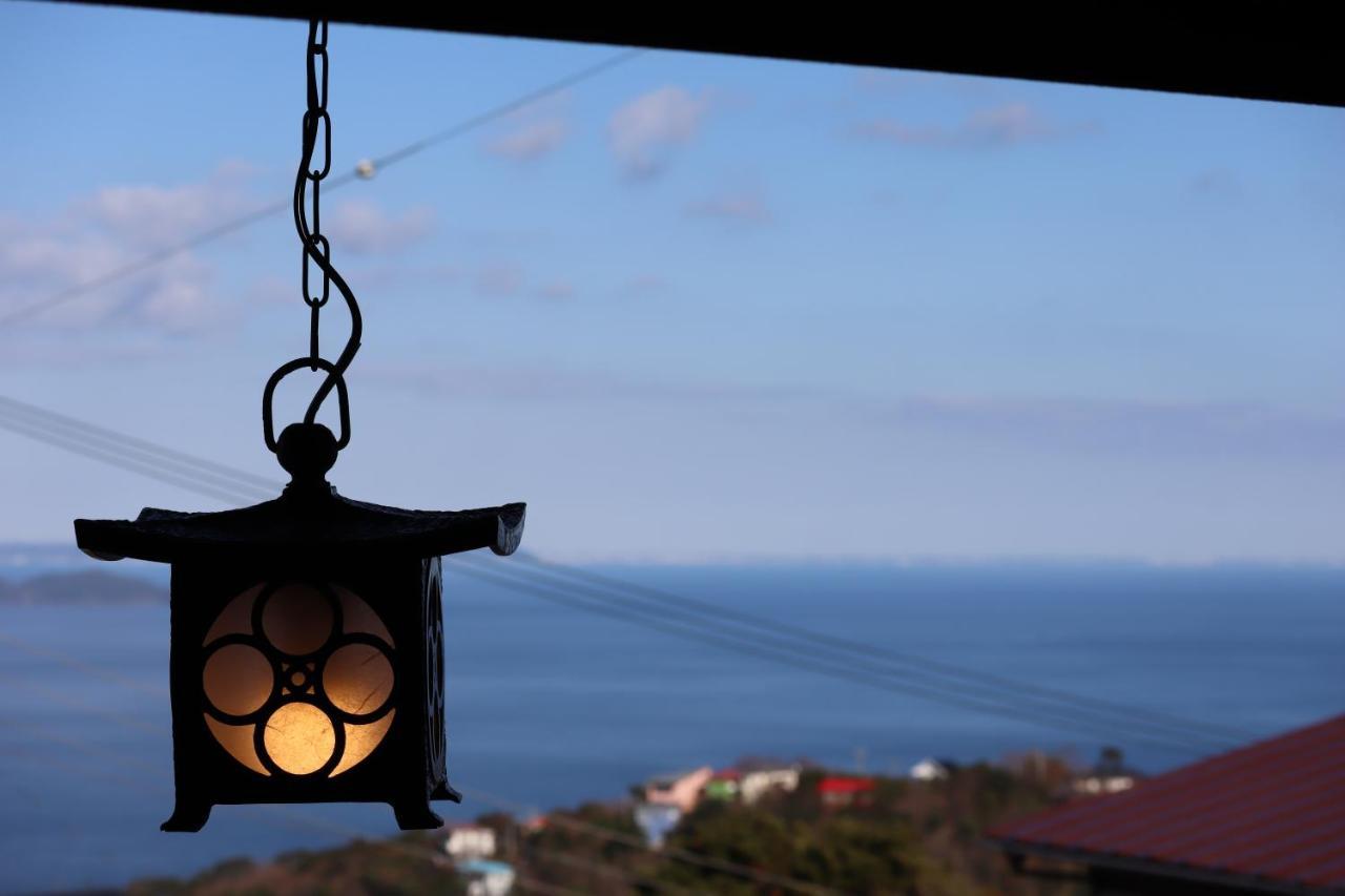 熱海の海が一望できる温泉付貸別荘 満月あじろ Mitsukiajiro Atami  Exterior photo